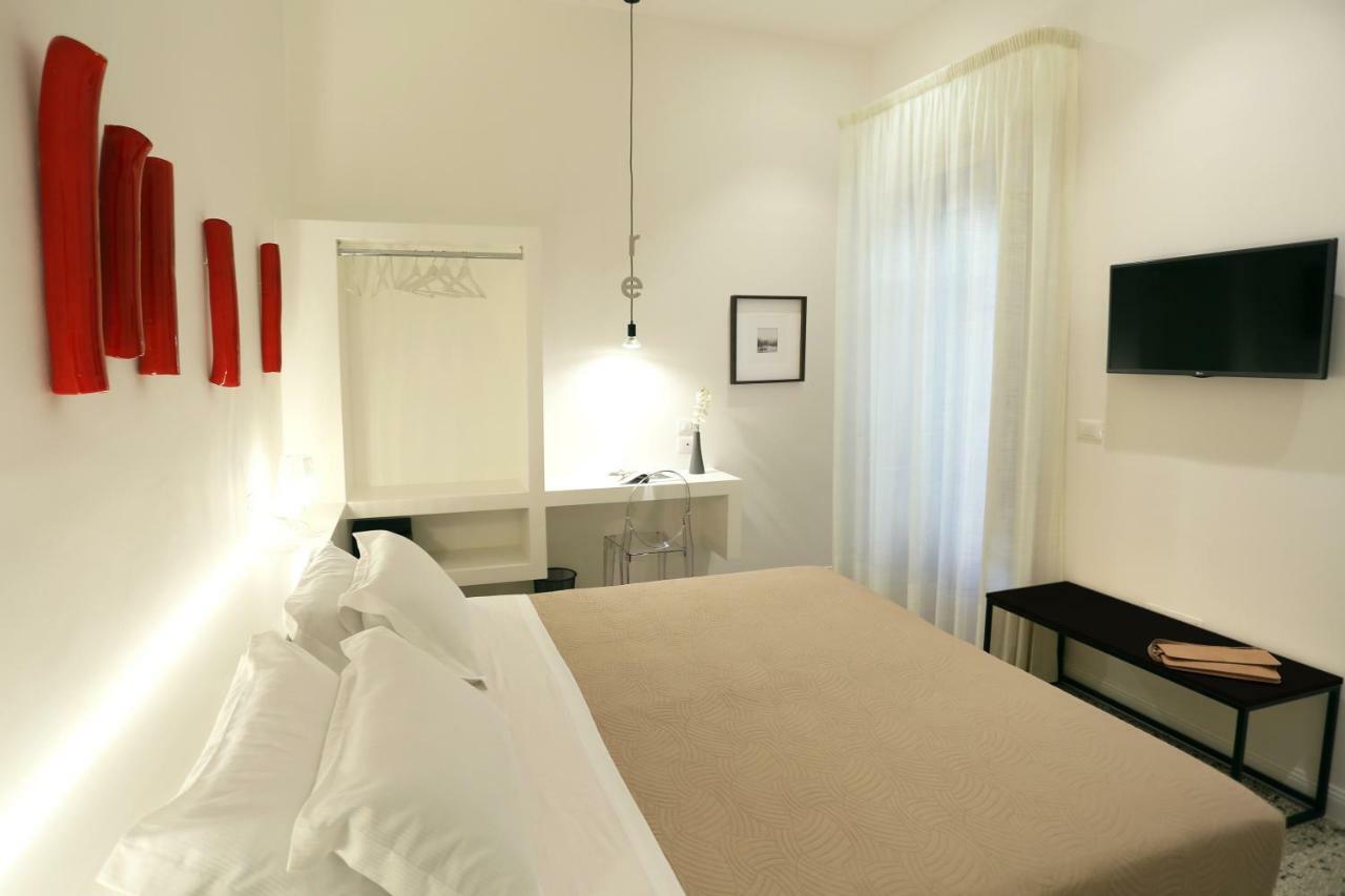 Re Ruggero Rooms Реджо-ди-Калабрия Экстерьер фото